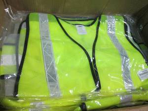 lot 76 image: 30pc fluorescent yellow Reflective ...