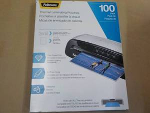 lot 26 image: 100 Pack Fellowes Thermal Laminatin...