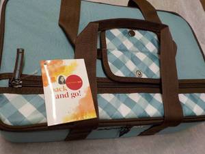 lot 47 image: Rachael Ray Pack and go...
