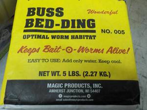lot 65 image: 5 lb. Buss Bedding...
