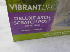 lot 67 image: Deluxe Arch Scratch Cat Post...