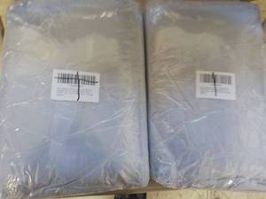 lot 73 image: 2 Washable Cat Beds for Indoor Cats...