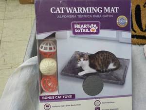 lot 78 image: Cat Warming Mat...