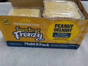 lot 100 image: Peanut Delight No Melt Seut Dough...