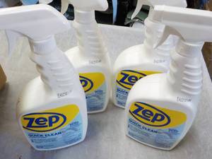 lot 144 image: 4 Qts. Spray Bottles ZEP Disinfecta...