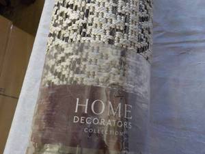 lot 152 image: Home Decorators Rhapsody 6 ft 7 x ...