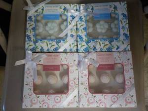 lot 169 image: 4 Boxes 9 Wax Melts each...
