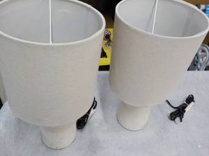 lot 174 image: 2 Lamps with Shades...
