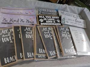 lot 185 image: Signs...