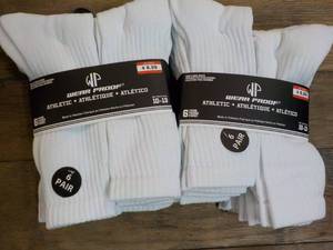 lot 191 image: 12 Pair Wear Proof Athletic White S...