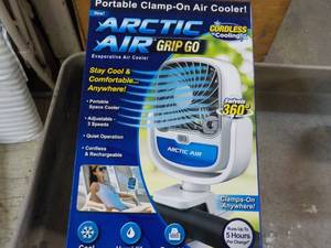 lot 212 image: Artic Air Portable Clamp-on Air Coo...