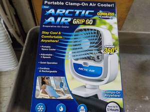 lot 214 image: Artic Air Portable Clamp-on Air Coo...