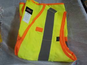 lot 217 image: Dickies Reflective Vest XL...
