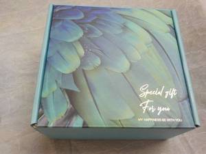 lot 270 image: Gift Set...