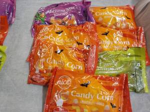lot 300 image: 7 Bags 12 oz Candy...