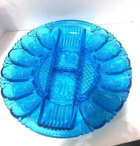 lot 14 image: MCM L.E. Smith Heritage Saphire Divided Egg Plate RARE 13