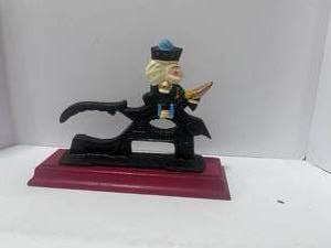 lot 9 image: Vintage Nutcracker