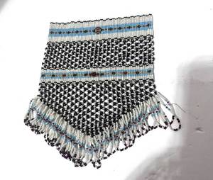 lot 115 image: Beautiful Vintage Beaded Purse 7 X 6