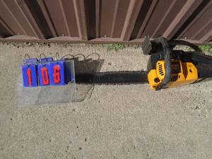 Poulan Pro 236 16 chainsaw. Used condition. Tested & works. As shown.