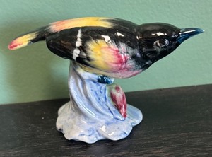 lot 190R image: AT - Vintage Stangl Pottery Bird Figurine