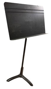lot 195R image: AT - Vintage Manhasset Adjustable Music Stand