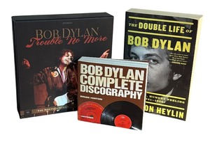 lot 133P image: T - Collection of 3 Bob Dylan Books with Boxed Photo Book Set
