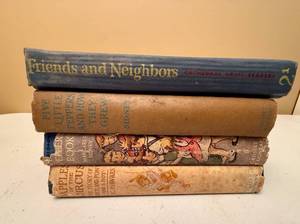 lot 50 image: Vintage Little Peppers and other Young Reader Books