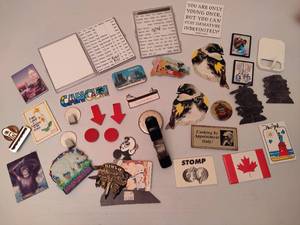 lot 72 image: Lot of Refrigerator Magnets