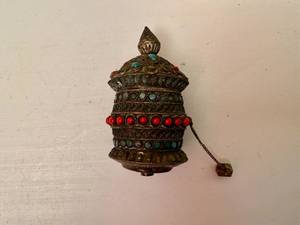 lot 14 image: Antique Tibetan Prayer Wheel