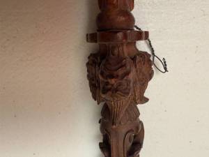 lot 17 image: Vintage Tribal Wood Carved Figurines
