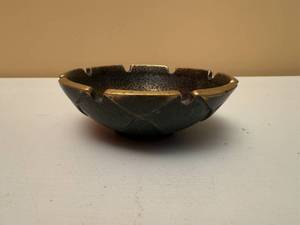 lot 18 image: Nordia Brass BowlAshtray