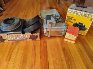lot 82 image: Kodak Slide Projector & Carousel  Revere 8mm Projector