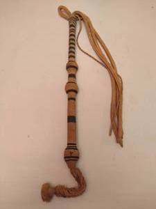 lot 24 image: Hand Braided Native American Quirt
