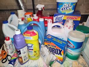 lot 96 image: Lot of CleaningLaundry Supplies