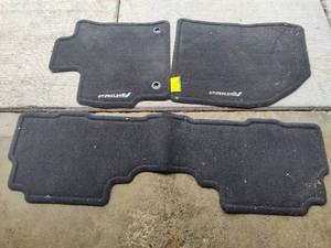 lot 135 image: Prius V Floor Mats