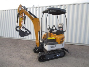 lot 2 image: SDLANCH SDLE20 1ton Mini Excavator wYanmar Diesel, Hydraulic Thumb & Side Swing Boom