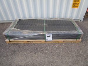 lot 74 image: 15pcs IRANCH 12 4x8 Ground ProtectionWeight Distribution Mats