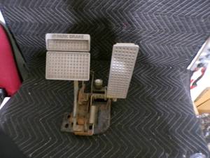 lot 20 image: Peddle Assembly for Golf Cart