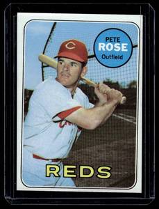 lot 16 image: Pete Rose  1969  #120 Cincinnati Reds Baseball Card