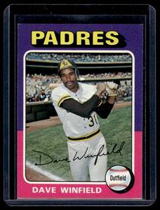 lot 98 image: Dave Winfield   1975 Topps #61 San Diego Padres Baseball Card
