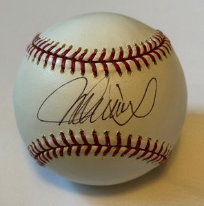 lot 3 image: Ichiro Suzuki Signed Baseball Rawlings OMLB Selig Ball