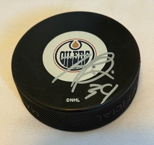 lot 91B image: Fenando Pisani Signed Edmonton Oilers NHL Official Hockey Puck