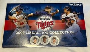 lot 105A image: 2005 Minnesota Twins Baseball Medallion Collection