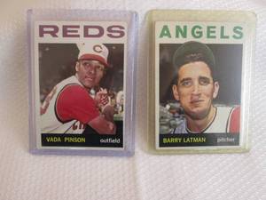 lot 124 image: 1964 Topps Baseball Cards...