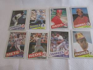 lot 177 image: 1985 Topps Baseball Cards...
