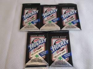 lot 215 image: 5-1990 - 91 Upper Deck Hockey Packs...