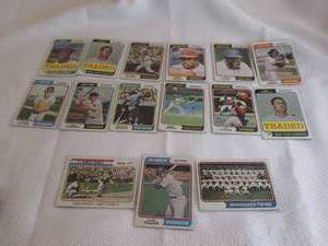 lot 222 image: Assorted 1974 Topps Baseball Cards...