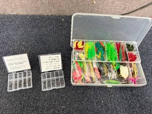 lot 42 image: Pack Of Fishing Tackle And Hooks