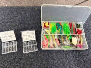 lot 43 image: Pack Of Fishing Tackle And Hooks