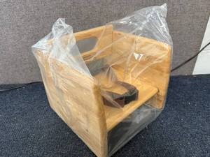 lot 56 image: Winco Booster Seat